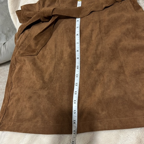 Abercrombie&f Fitch vegan suede mini skirt - Picture 8 of 8